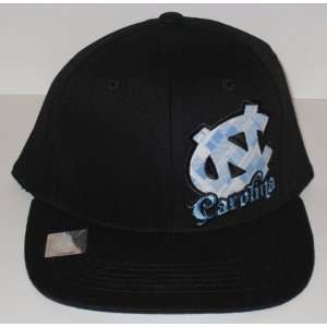   North Carolina Tarheels In The Zone Fitted Hat M/L