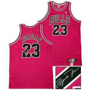  Michael Jordan Chicago Bulls Autographed Red Jersey 