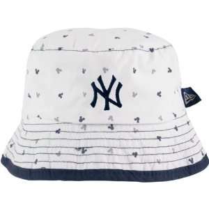  New York Yankees Toddler White New Era Magical Bucket Hat 