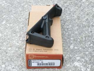 Magpul PTS AFG2, Angled Fore Grip, Black, MPTS067 BLK  