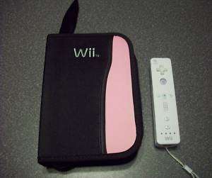 Wii REMOTE WITH PINK & BLACK CARRYING CASE**NEW NO BOX  