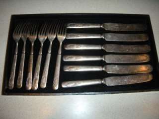 VINTAGE YOUREX ASSOCIATED SILVER PLATE MARJO NELL 1903 FORKS & KNIVES 